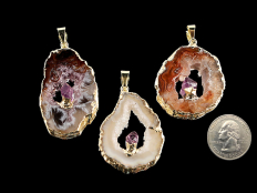 Agate Pendant with Amethyst Crystal - Silver / Gold